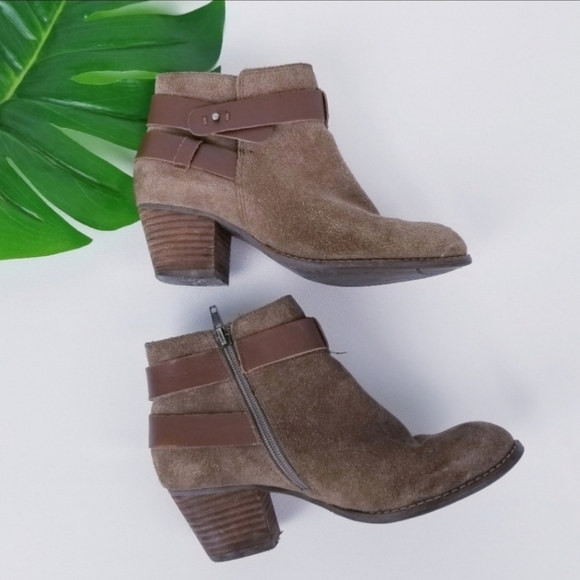 DV by Dolce Vita Jexen Leather Booties - Picture 8 of 9